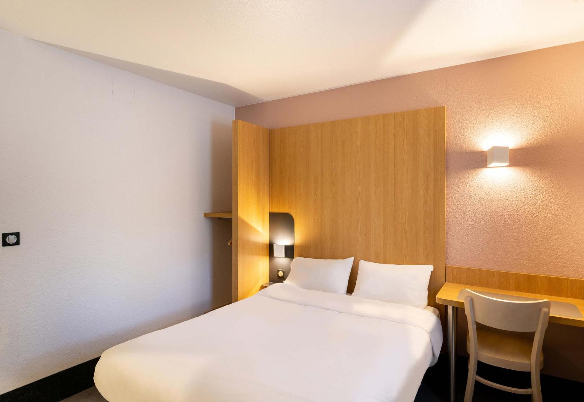 B&B Hotel Lorient ラネステ エクステリア 写真
